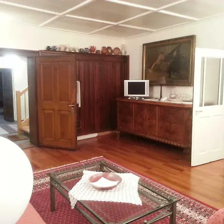 …im Historischen Baudenkmal Sternfärbe Apartment *